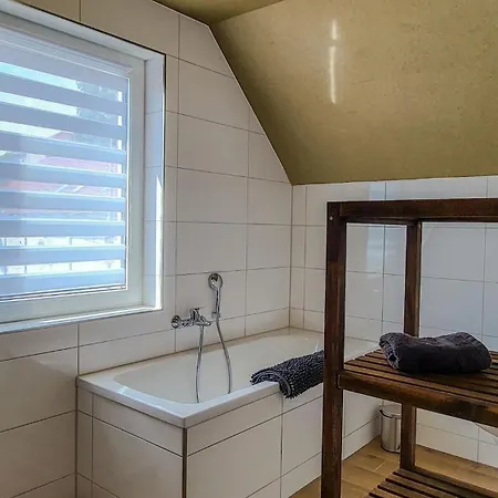 Haus In Seenaehe * Λειψία