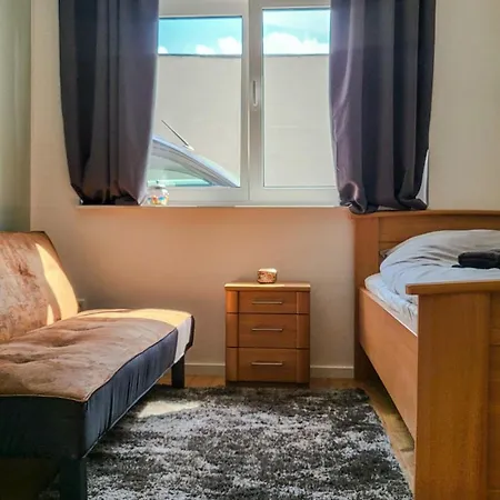 Haus In Seenaehe * 라이프치히